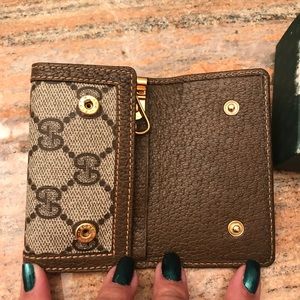 key holder wallet gucci